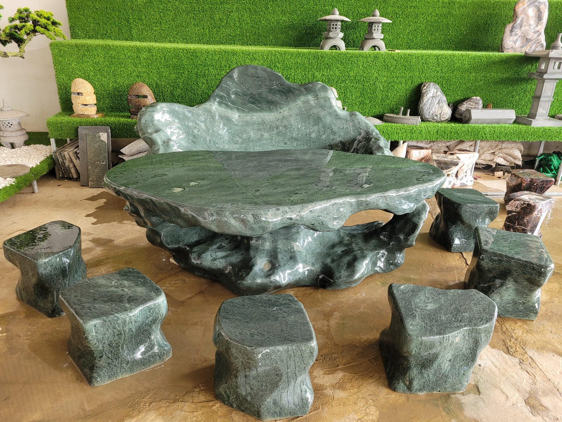 bàn ghế đá tự nhiên xanh