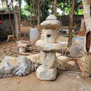 đèn đá sân vườn