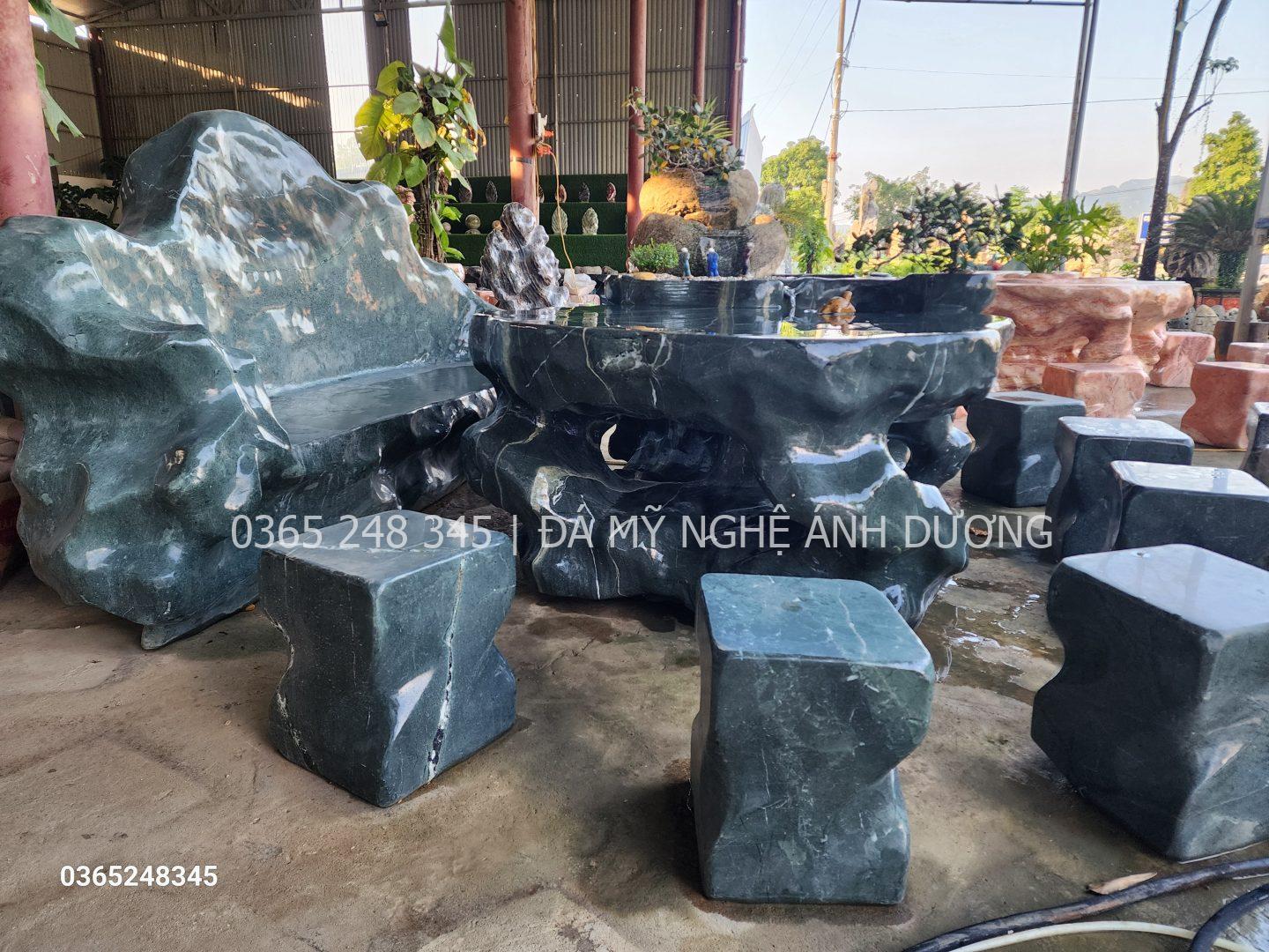 Bàn ghế đá tự nhiên Thái Bình