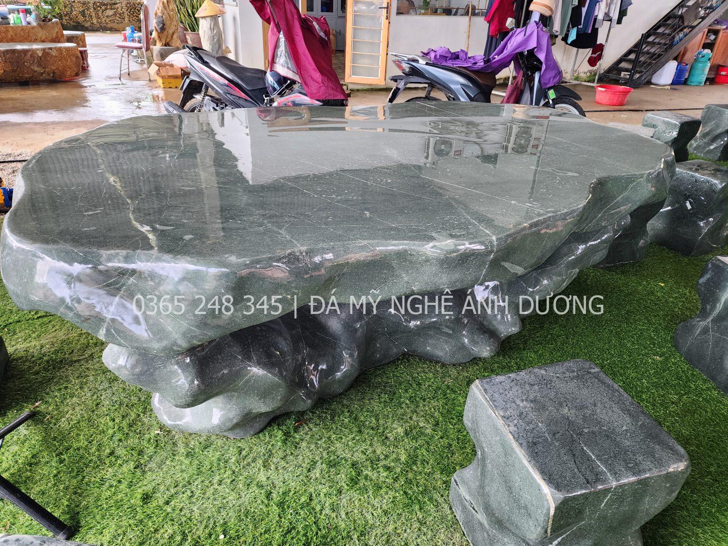 Cơ sở bán bàn đá tự nhiên tại Tây Ninh