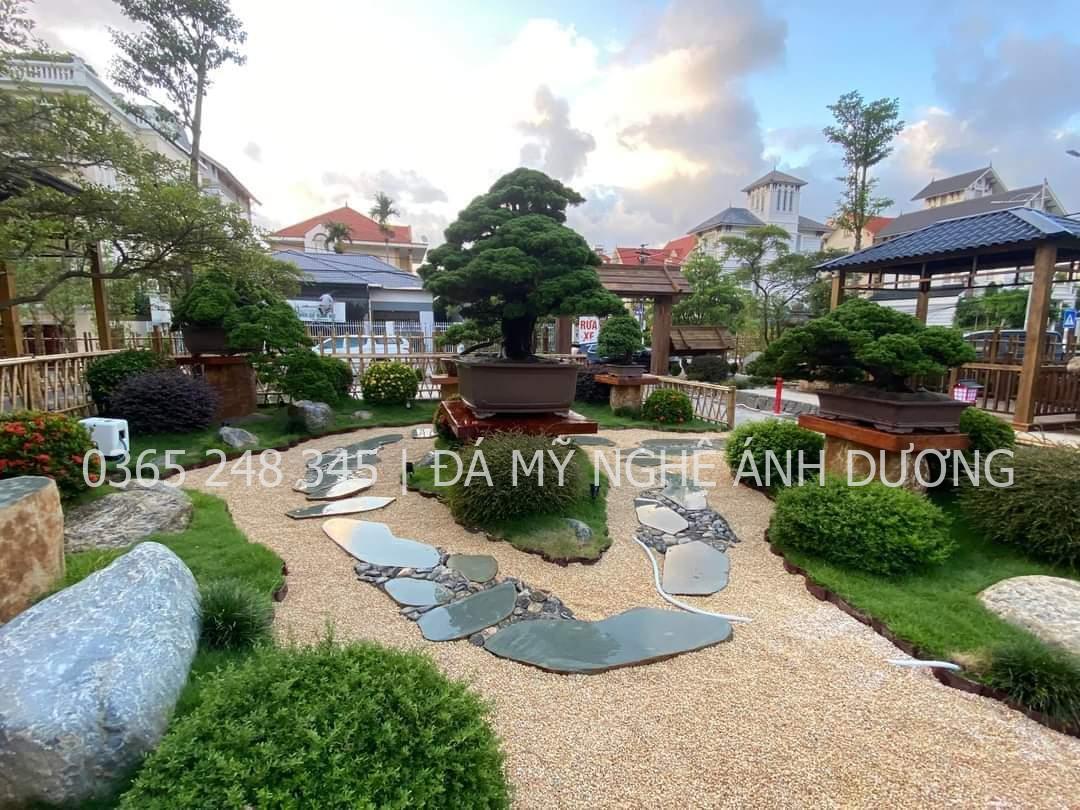 Cây trồng trong vườn biệt thự