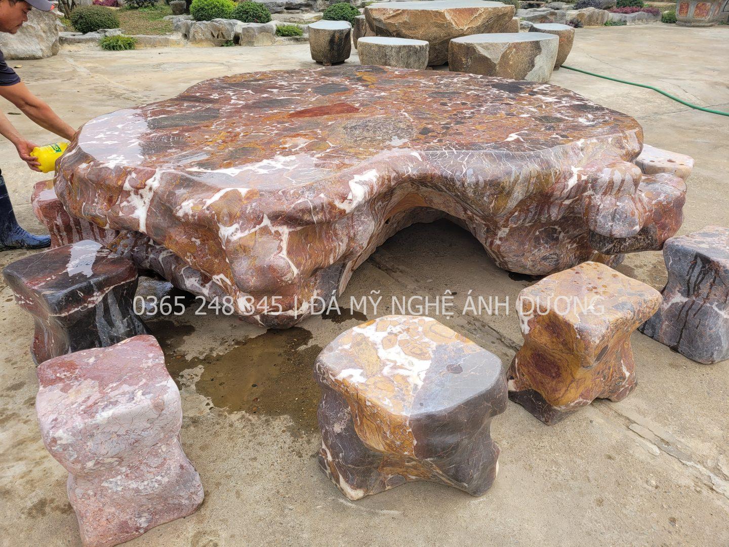 Bộ bàn ghế hoa báo đỏ