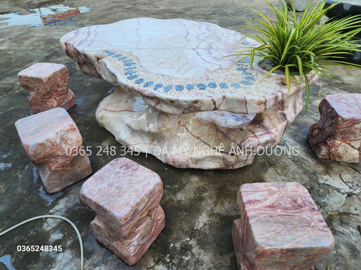 Bàn ghế đá Hà Nam