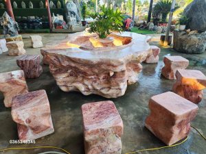 Cách chọn bàn ghế đá tự nhiên chất lượng nhất