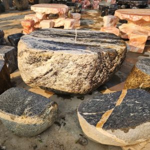 Bàn ghế đá cuội vân thạch
